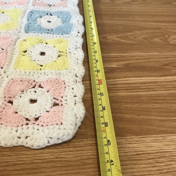 Handmade Vintage Crochet Baby Blanket Pastel Granny Squares 30x40 Inches - Picture 4 of 6